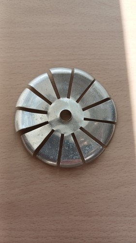 Flicker spinner flame effect